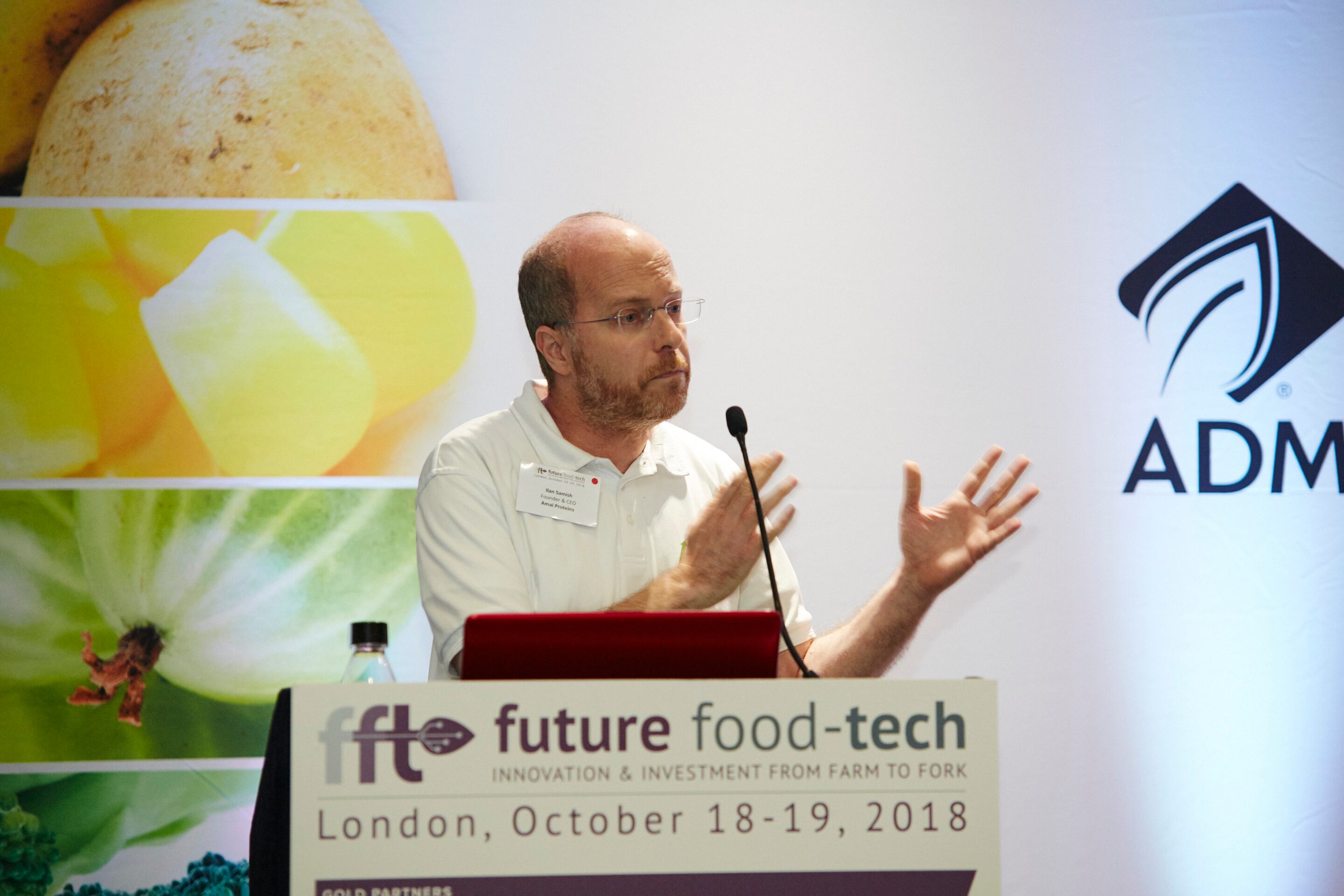 Ilan-Samish-presenting-at-Future-Food-Tech.jpg