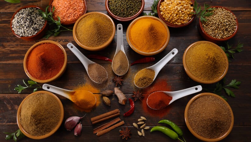 Review explores the health-promoting power of herbs and spices