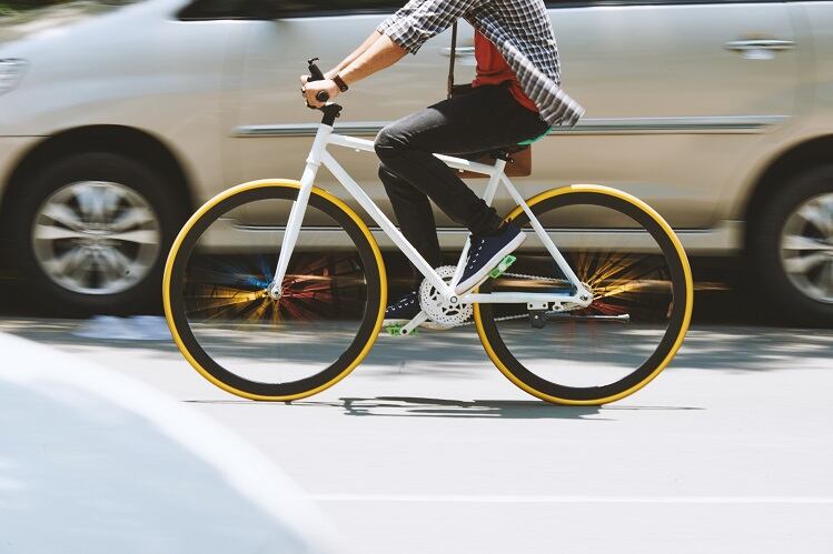 Keratin protein bars and shakes may increase lean body mass, study on cyclists suggests