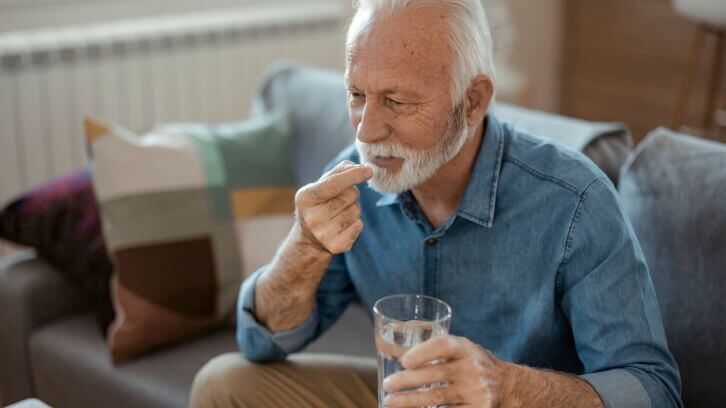 Daily-multivitamin-may-boost-memory-slow-age-related-cognitive-decline.jpg