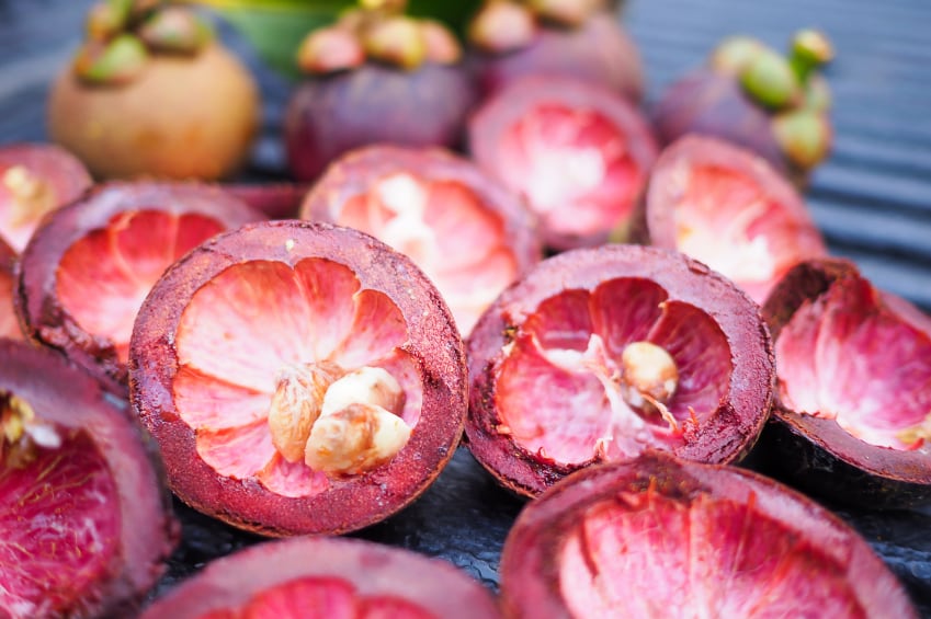 mangosteen-fruit-rind-shells-polyphenols-iStock.com-ieang.jpg