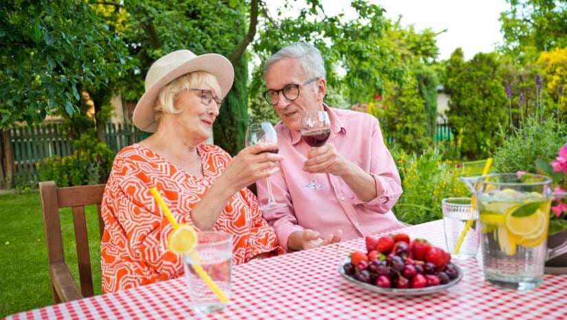 Do tea, berries and wine protect against frailty and mental decline?