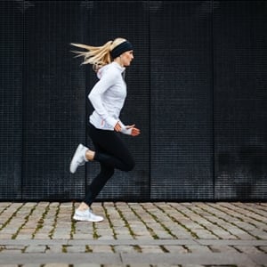 Sports-Nutrition-Woman.jpg