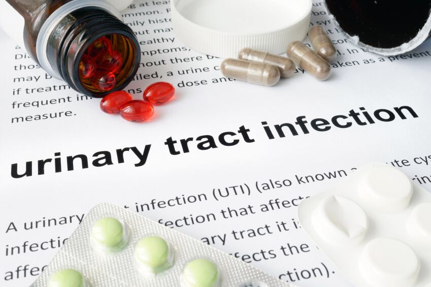 Cystitis-cranberry-urinary-tract-infection-iStock.com-designer491.jpg