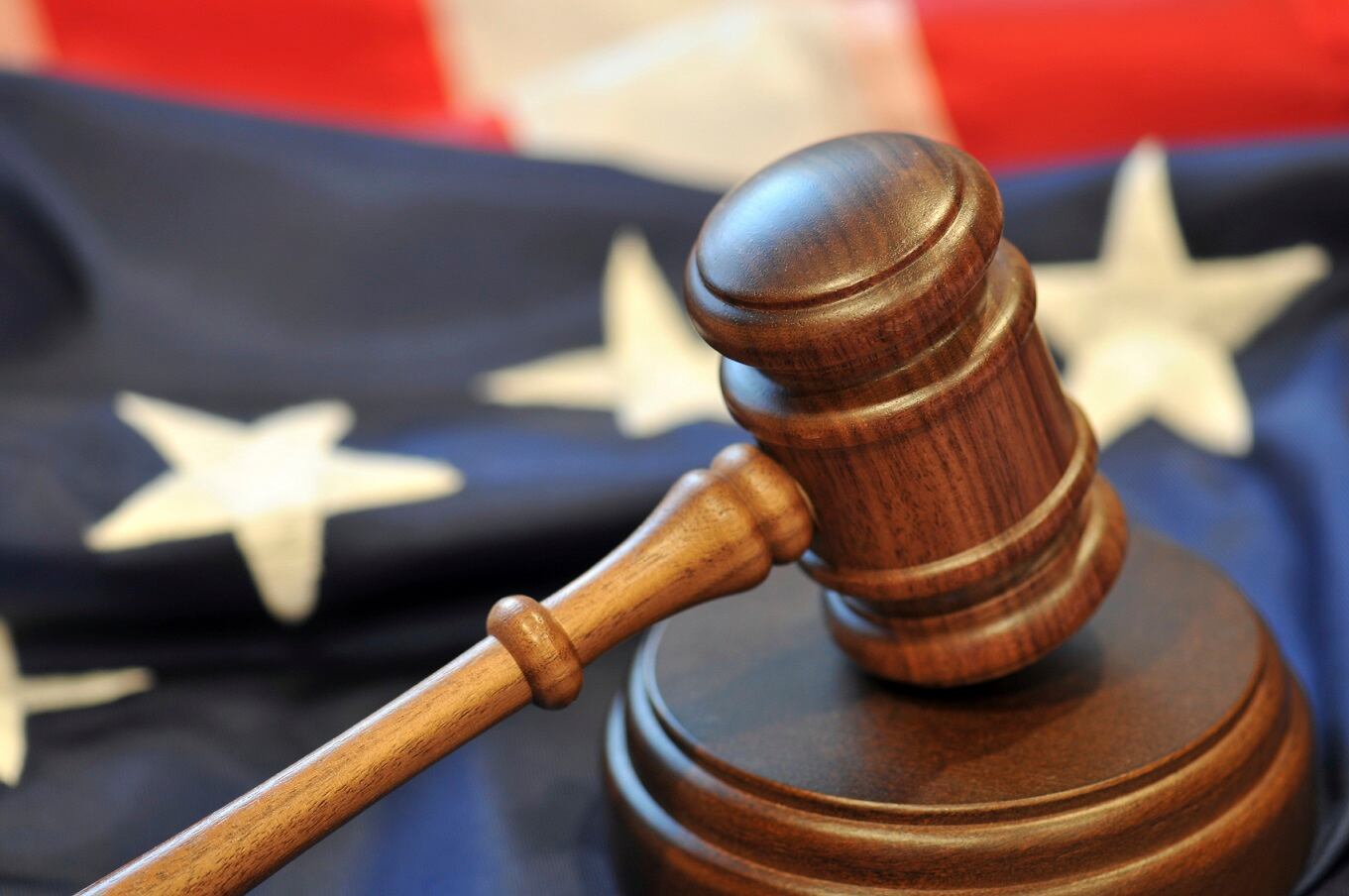 Gavel-4.jpg