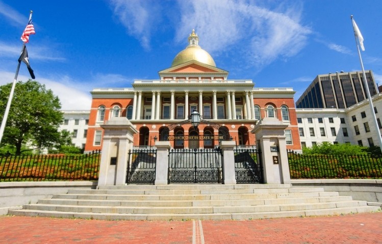 Massachusetts State House © iStockPhoto zrfphoto