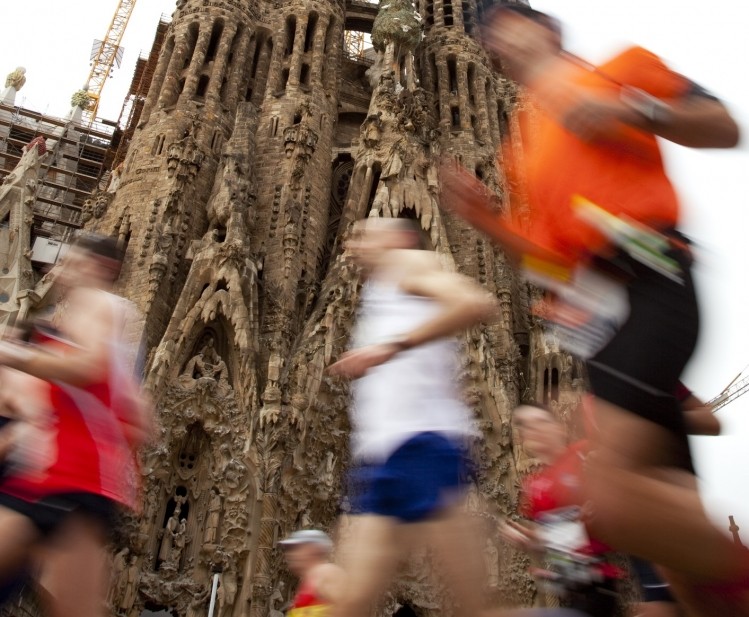Researchers studied the effects of a polysaccharide supplement on the immune system of 41 male runners at the Barcelona Marathon. Getty Images / Jordi Delgado
