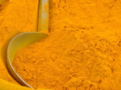 Curcumin may reduce risk factors in people with CAD