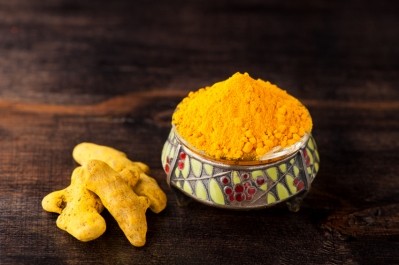 Manufacturer-backed mouse study finds lipid-modified curcumin more neuroprotective than unformulated curcumin