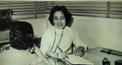 Dr. Bing Yin Lee, one of the first female graduates in medicine from the Chinese Medical Institute of Shanghai, moved to the Bay Area in 1974. Her daughter Pat Kwan and son-in-law Henry Lau opened Draline Tong in 1979, which has grown to include an ingredient supply and finished product unit called Nuherbs Co..