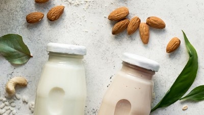 Protein blends for beverages with wider appeal